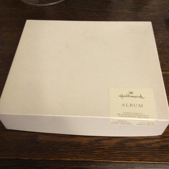 NEW in box Hallmark Happy Tails cat photo album - Picture 14 of 14